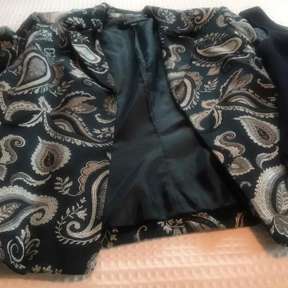 Ladies three piece suit.